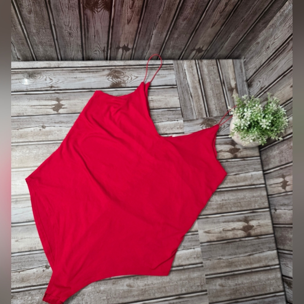 Gaze Vibrant Red Camisole Top